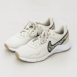 Nike Legend Essential 2