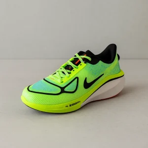 Nike Vomero 17